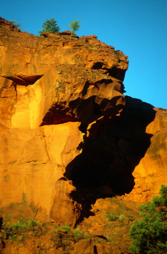 2B_red_rocks2.jpg